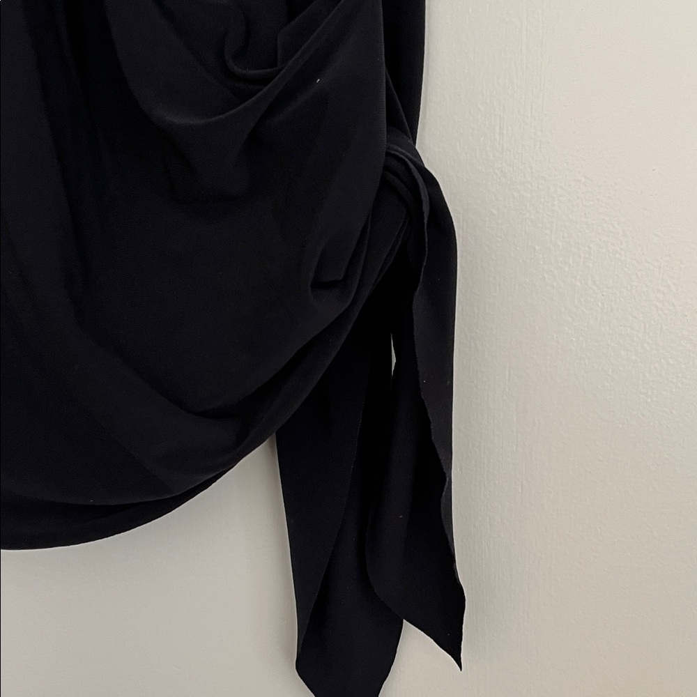 Swimsuit Women's Black Sleeveless Draped Tie-Hem Top